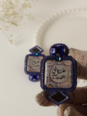 گوشواره جواهردوزی با پلاک رزین،آینه لوزی،سنگ مستطیل آبی کاربنی،نگین متری کاربنی،قیطان روسی لمه دار کاربنی
